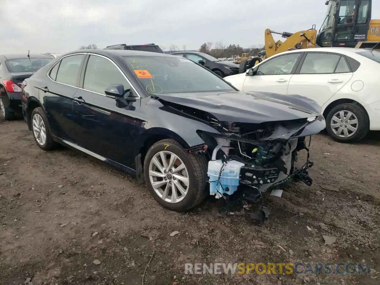 1 Photograph of a damaged car 4T1C11AK6MU472147 TOYOTA CAMRY 2021