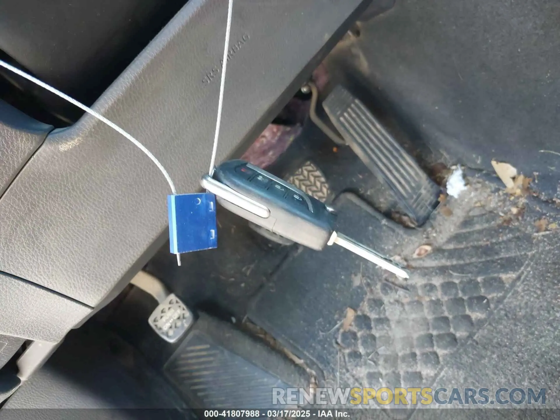 11 Photograph of a damaged car 4T1C11AK6MU514364 TOYOTA CAMRY 2021