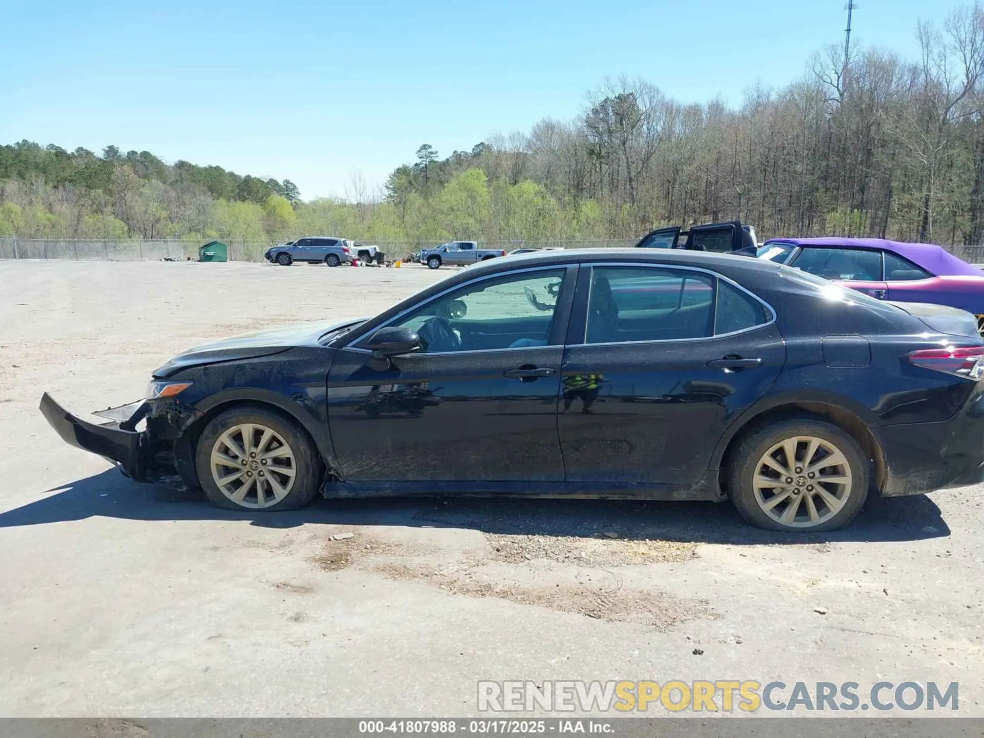 15 Photograph of a damaged car 4T1C11AK6MU514364 TOYOTA CAMRY 2021