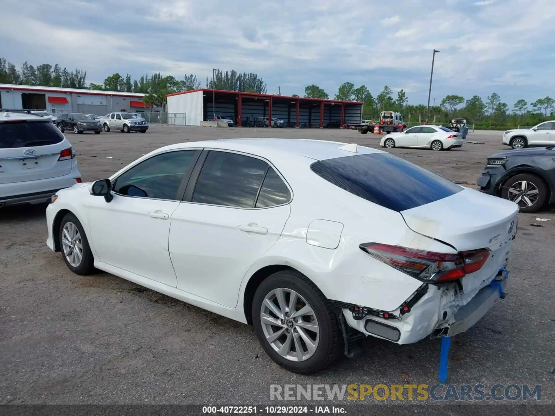 3 Photograph of a damaged car 4T1C11AK6MU544920 TOYOTA CAMRY 2021