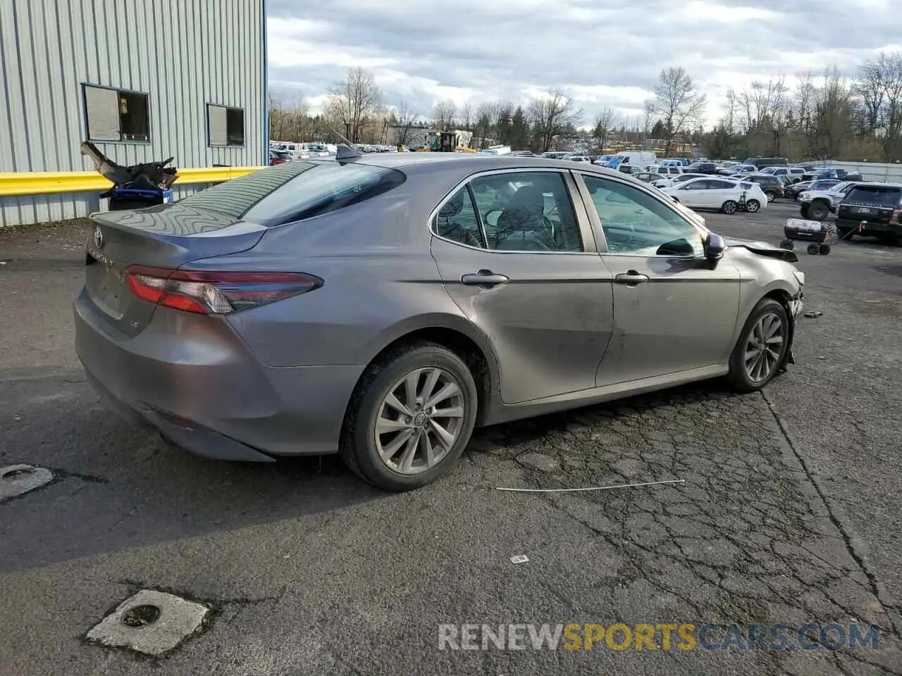 3 Photograph of a damaged car 4T1C11AK6MU548658 TOYOTA CAMRY 2021