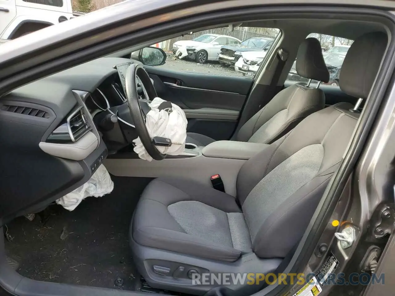 7 Photograph of a damaged car 4T1C11AK6MU548658 TOYOTA CAMRY 2021