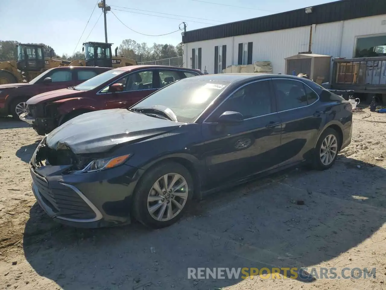1 Photograph of a damaged car 4T1C11AK6MU564438 TOYOTA CAMRY 2021