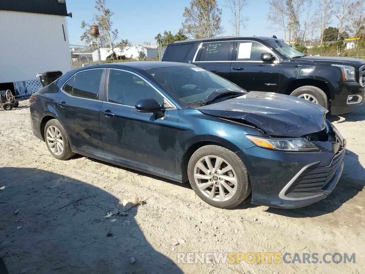 4 Photograph of a damaged car 4T1C11AK6MU564438 TOYOTA CAMRY 2021