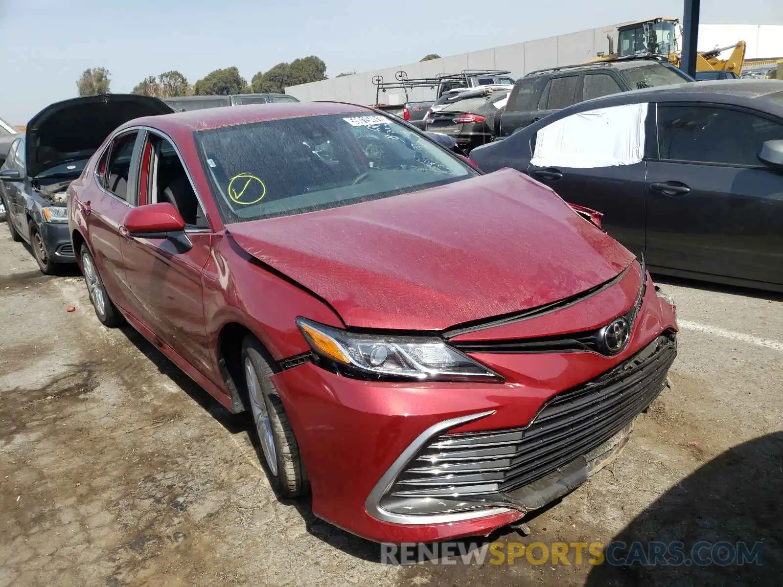 1 Photograph of a damaged car 4T1C11AK6MU591073 TOYOTA CAMRY 2021