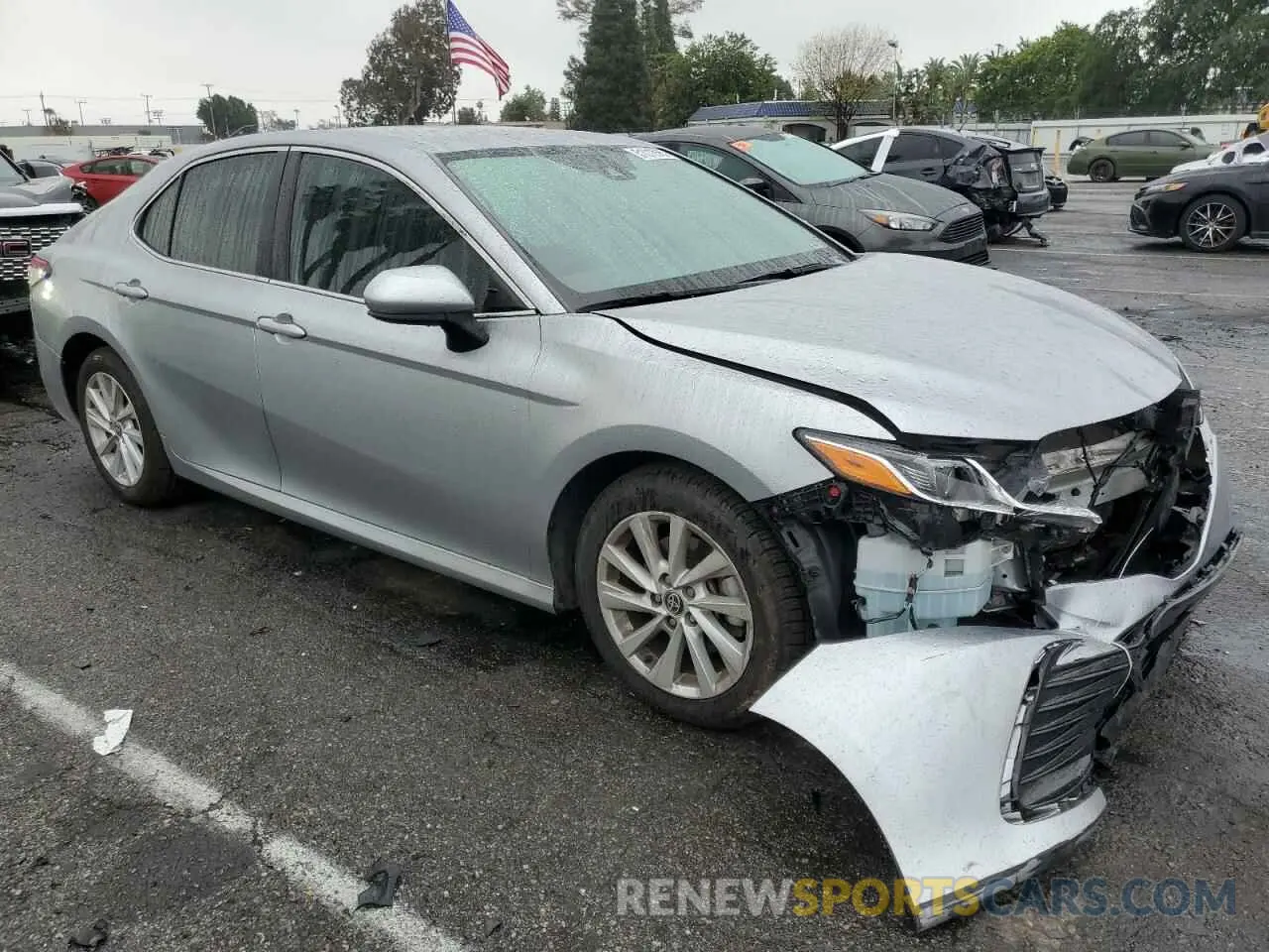 4 Photograph of a damaged car 4T1C11AK6MU605702 TOYOTA CAMRY 2021