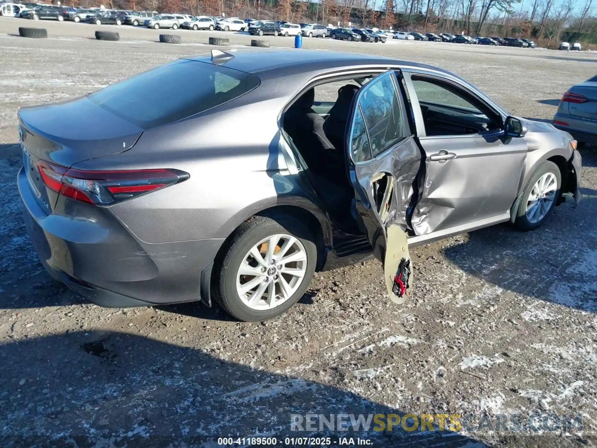 4 Photograph of a damaged car 4T1C11AK6MU616117 TOYOTA CAMRY 2021