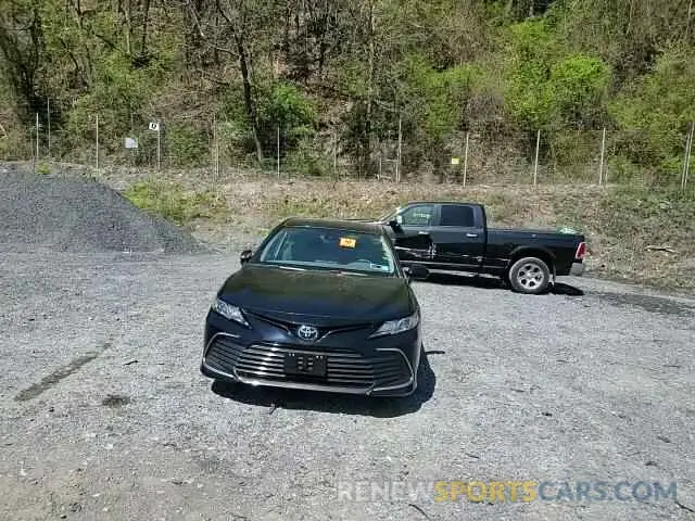 13 Photograph of a damaged car 4T1C11AK7MU447712 TOYOTA CAMRY 2021