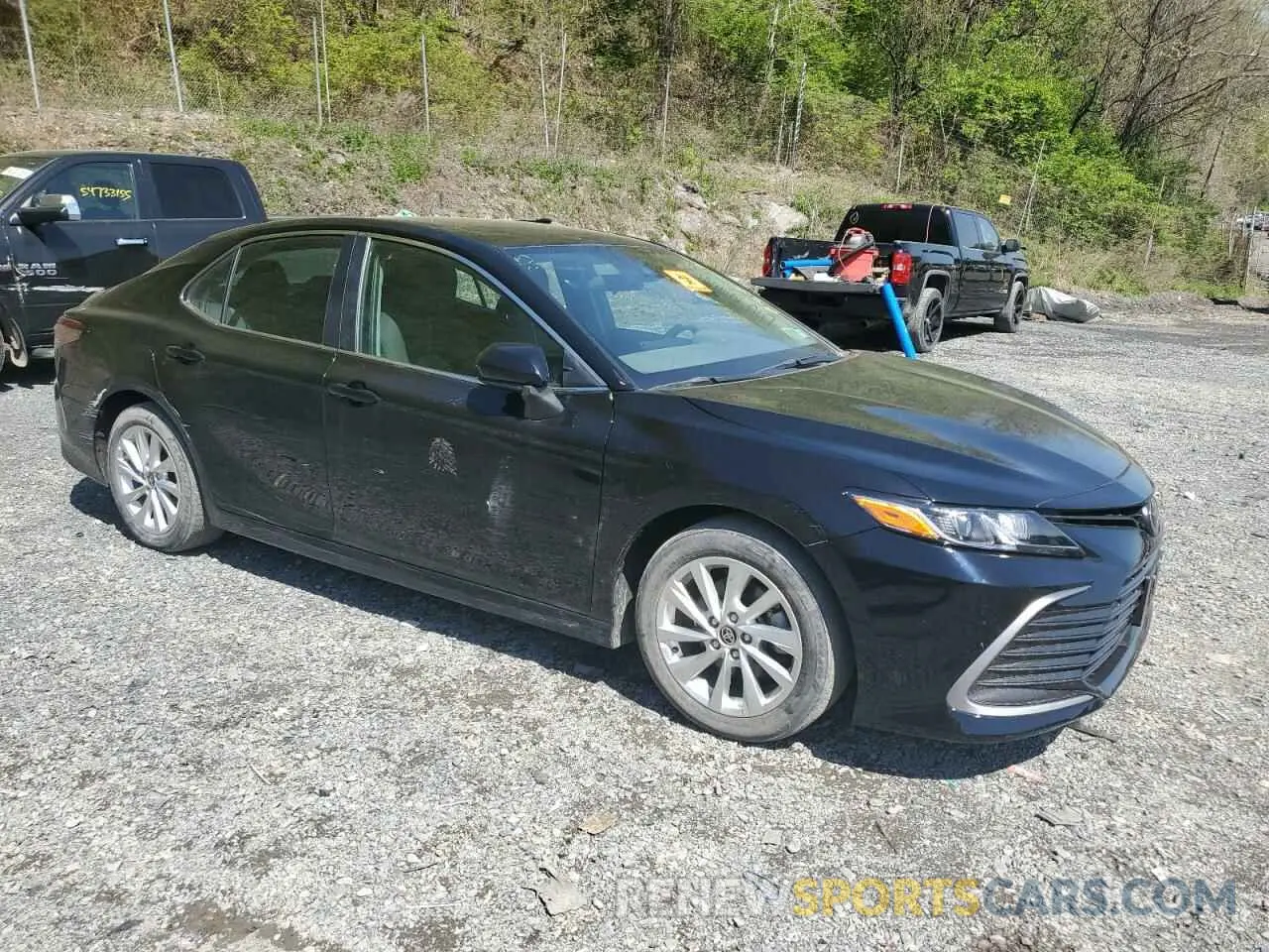 4 Photograph of a damaged car 4T1C11AK7MU447712 TOYOTA CAMRY 2021