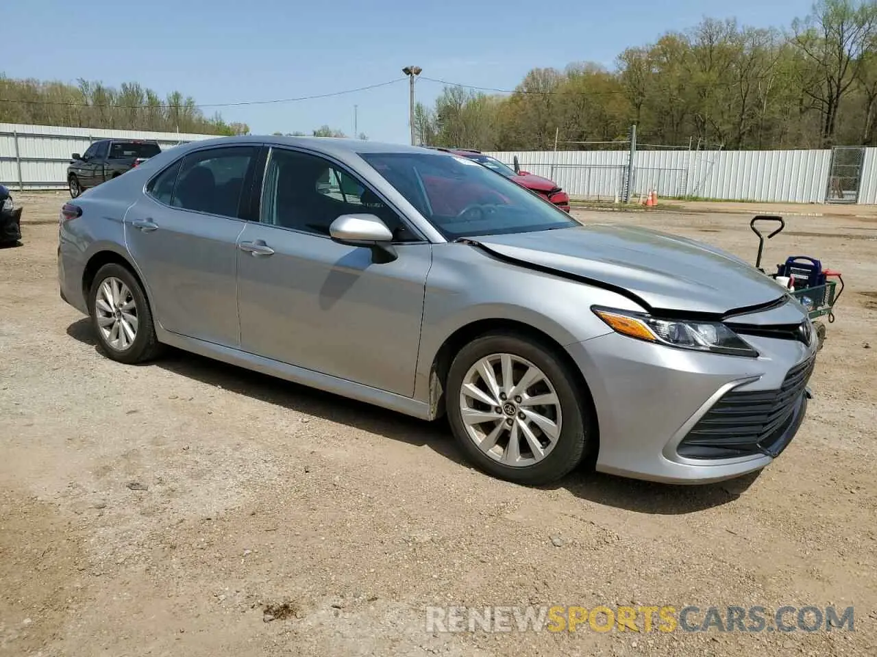 4 Photograph of a damaged car 4T1C11AK7MU458368 TOYOTA CAMRY 2021