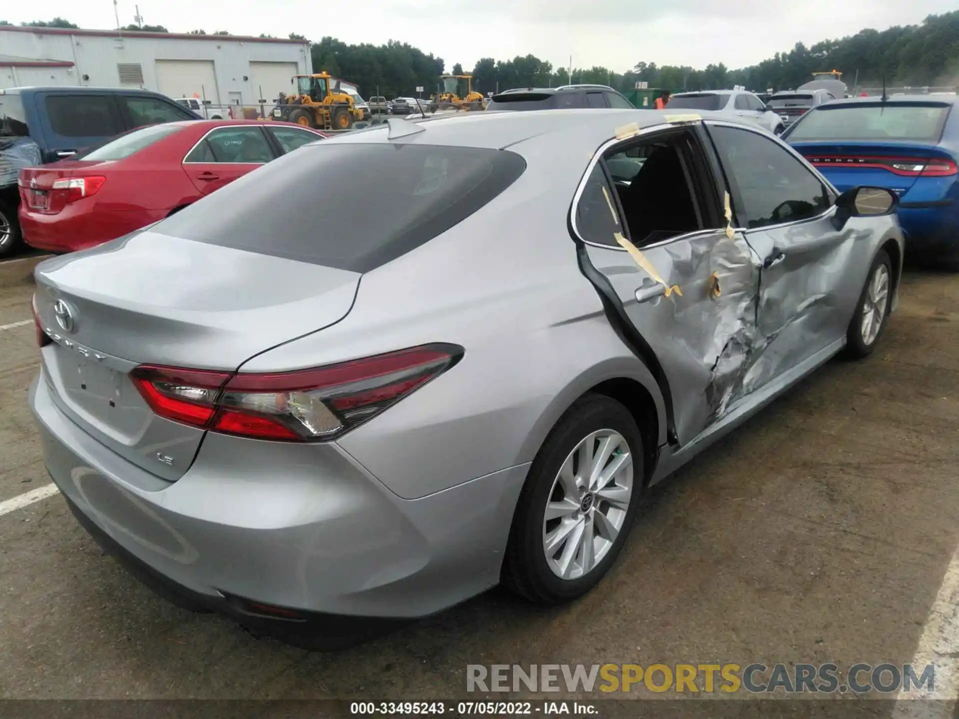 4 Photograph of a damaged car 4T1C11AK7MU463232 TOYOTA CAMRY 2021