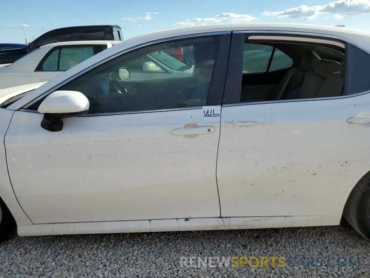 9 Photograph of a damaged car 4T1C11AK7MU464462 TOYOTA CAMRY 2021