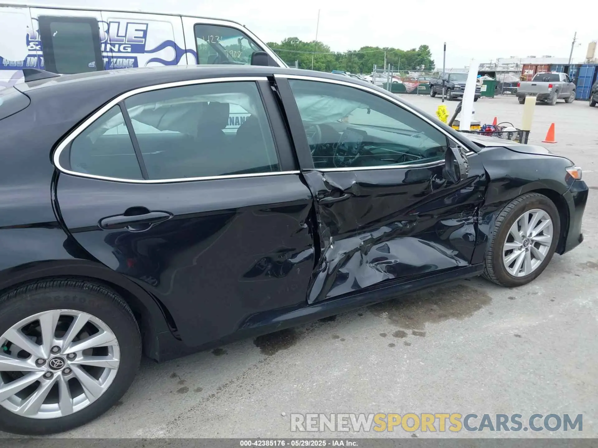 6 Photograph of a damaged car 4T1C11AK7MU467460 TOYOTA CAMRY 2021