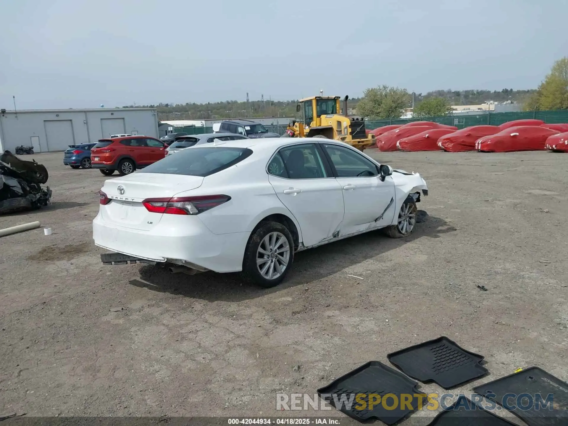 4 Photograph of a damaged car 4T1C11AK7MU515359 TOYOTA CAMRY 2021