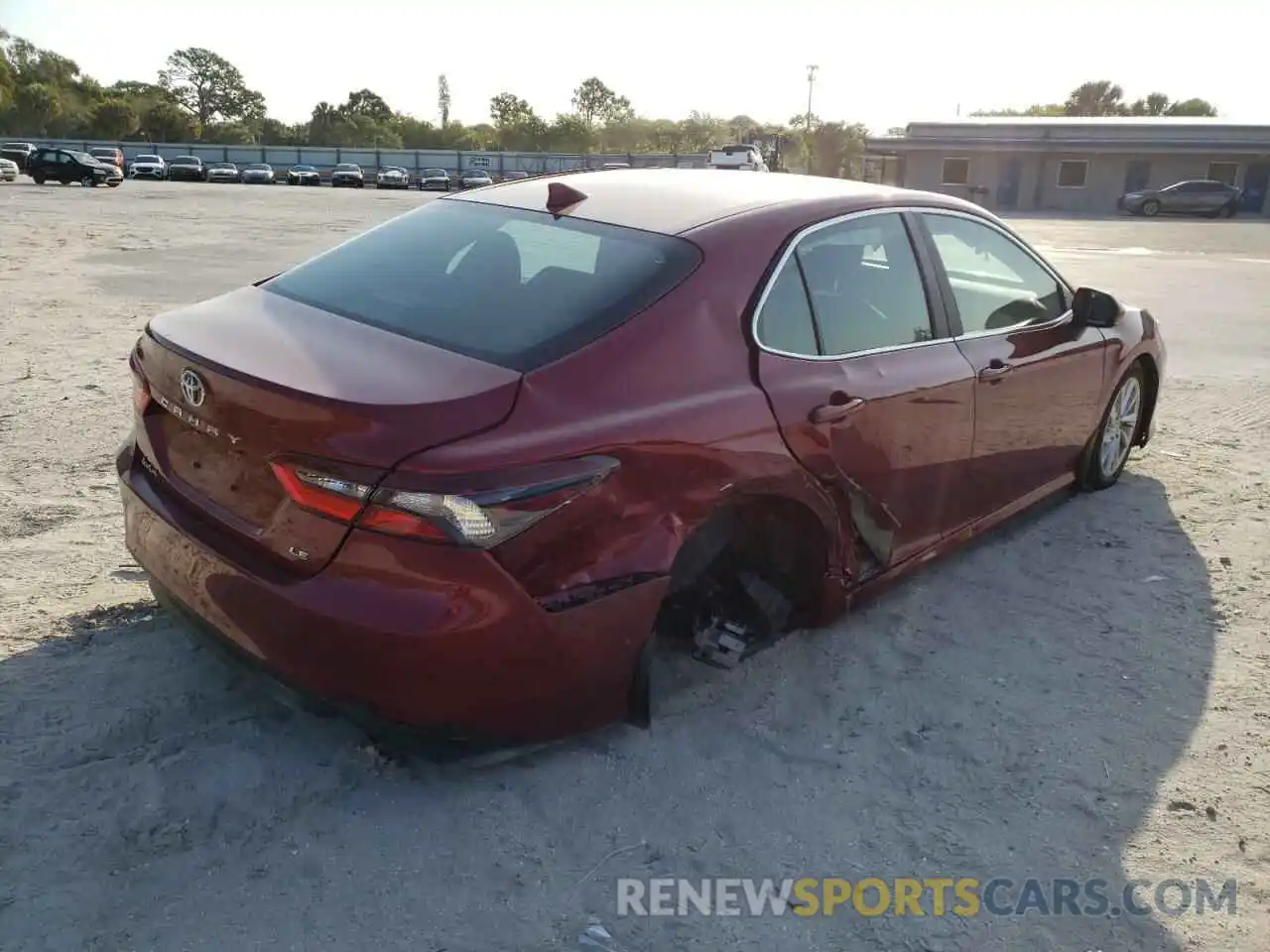 4 Photograph of a damaged car 4T1C11AK7MU528998 TOYOTA CAMRY 2021