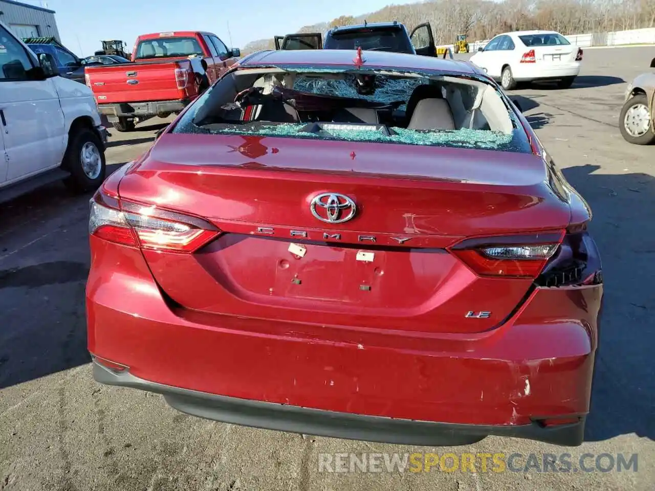 6 Photograph of a damaged car 4T1C11AK7MU561421 TOYOTA CAMRY 2021