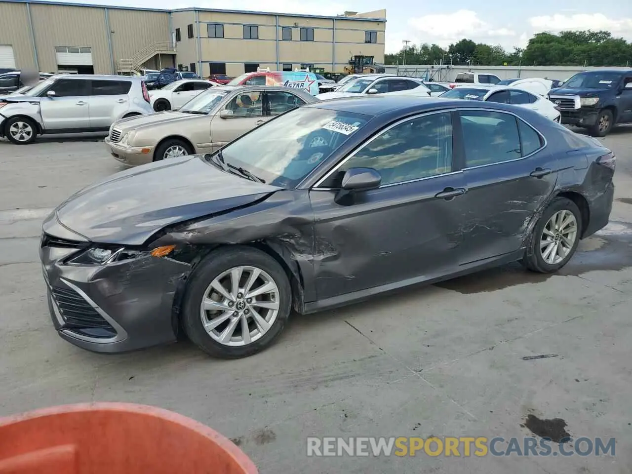 1 Photograph of a damaged car 4T1C11AK7MU576176 TOYOTA CAMRY 2021