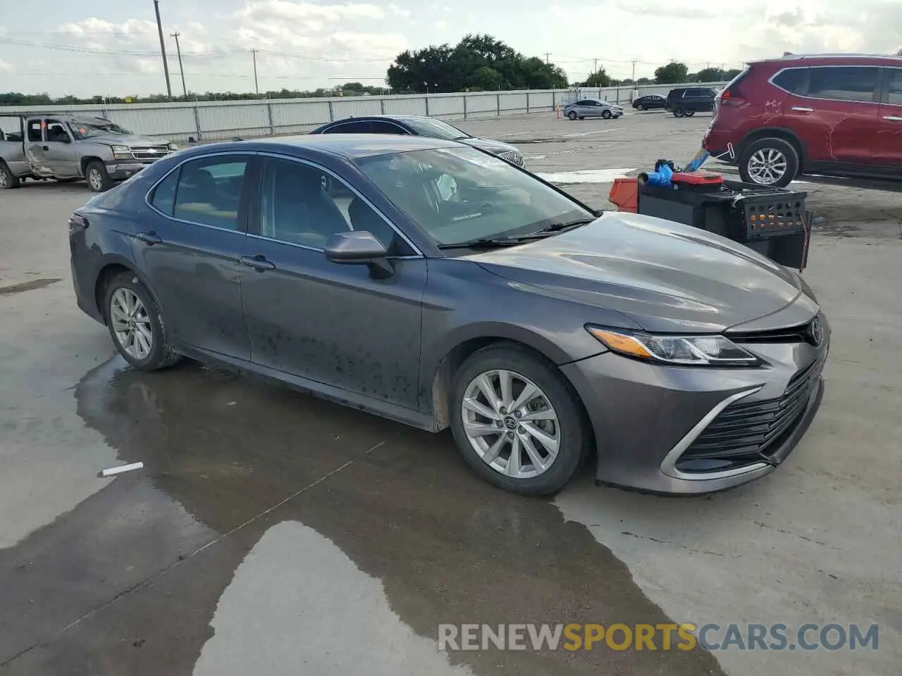 4 Photograph of a damaged car 4T1C11AK7MU576176 TOYOTA CAMRY 2021