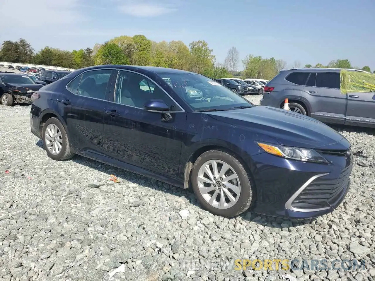 4 Photograph of a damaged car 4T1C11AK7MU579305 TOYOTA CAMRY 2021