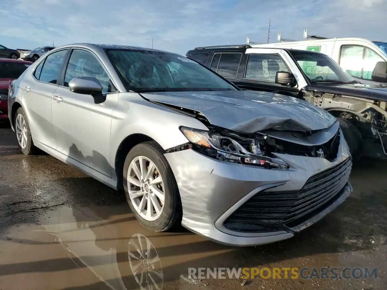 1 Photograph of a damaged car 4T1C11AK7MU598260 TOYOTA CAMRY 2021