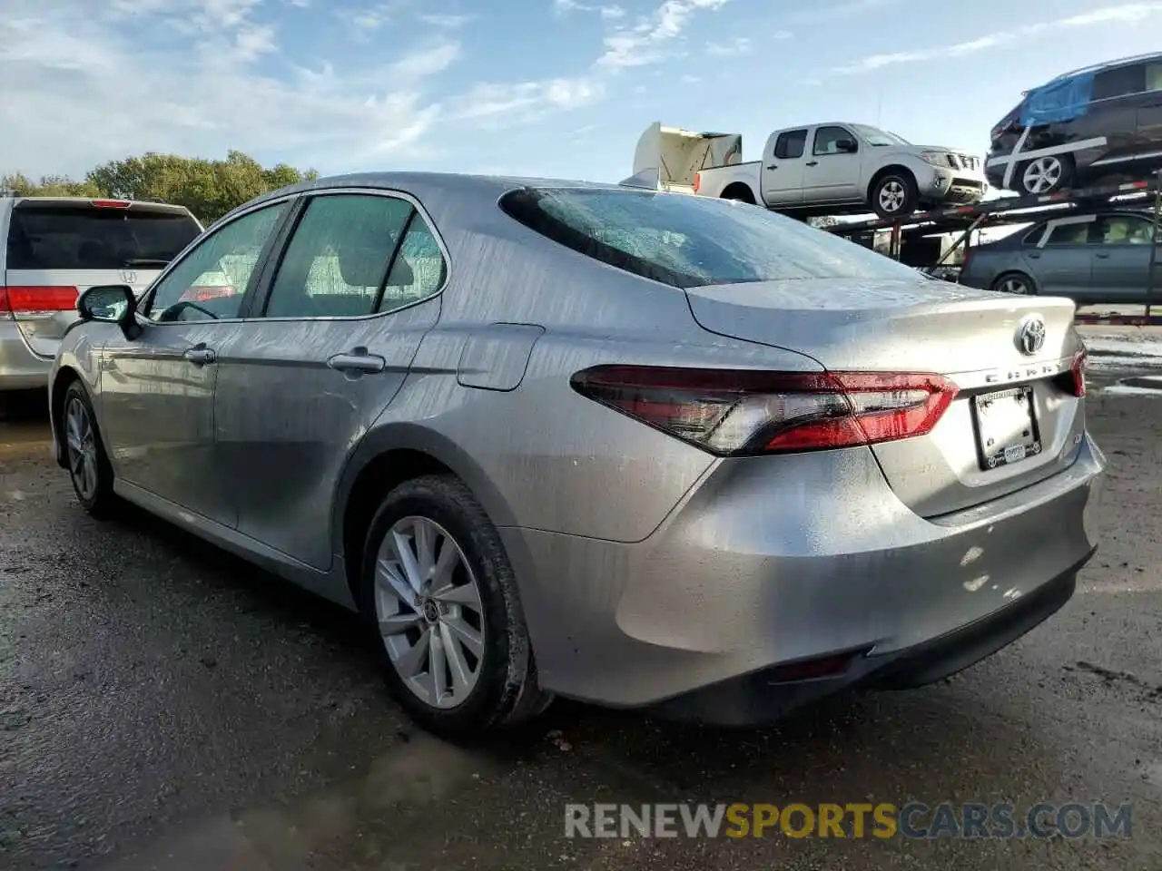 3 Photograph of a damaged car 4T1C11AK7MU598260 TOYOTA CAMRY 2021