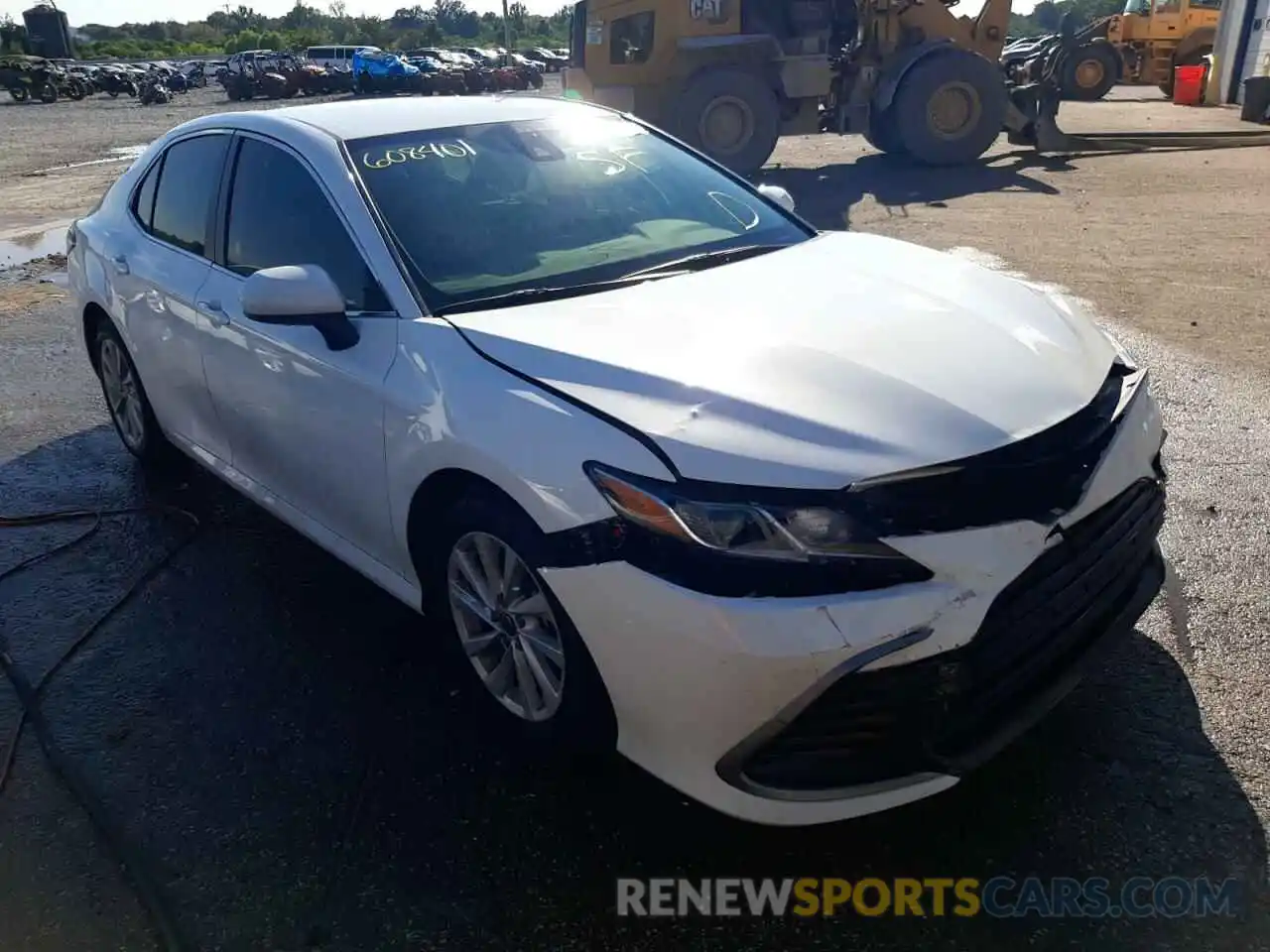 1 Photograph of a damaged car 4T1C11AK7MU608401 TOYOTA CAMRY 2021