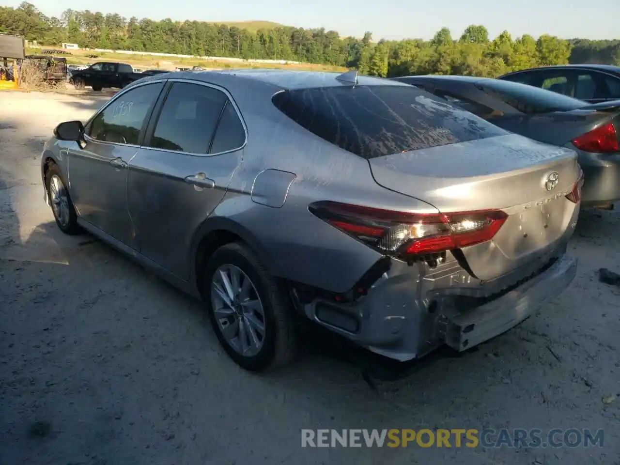 3 Photograph of a damaged car 4T1C11AK7MU614490 TOYOTA CAMRY 2021