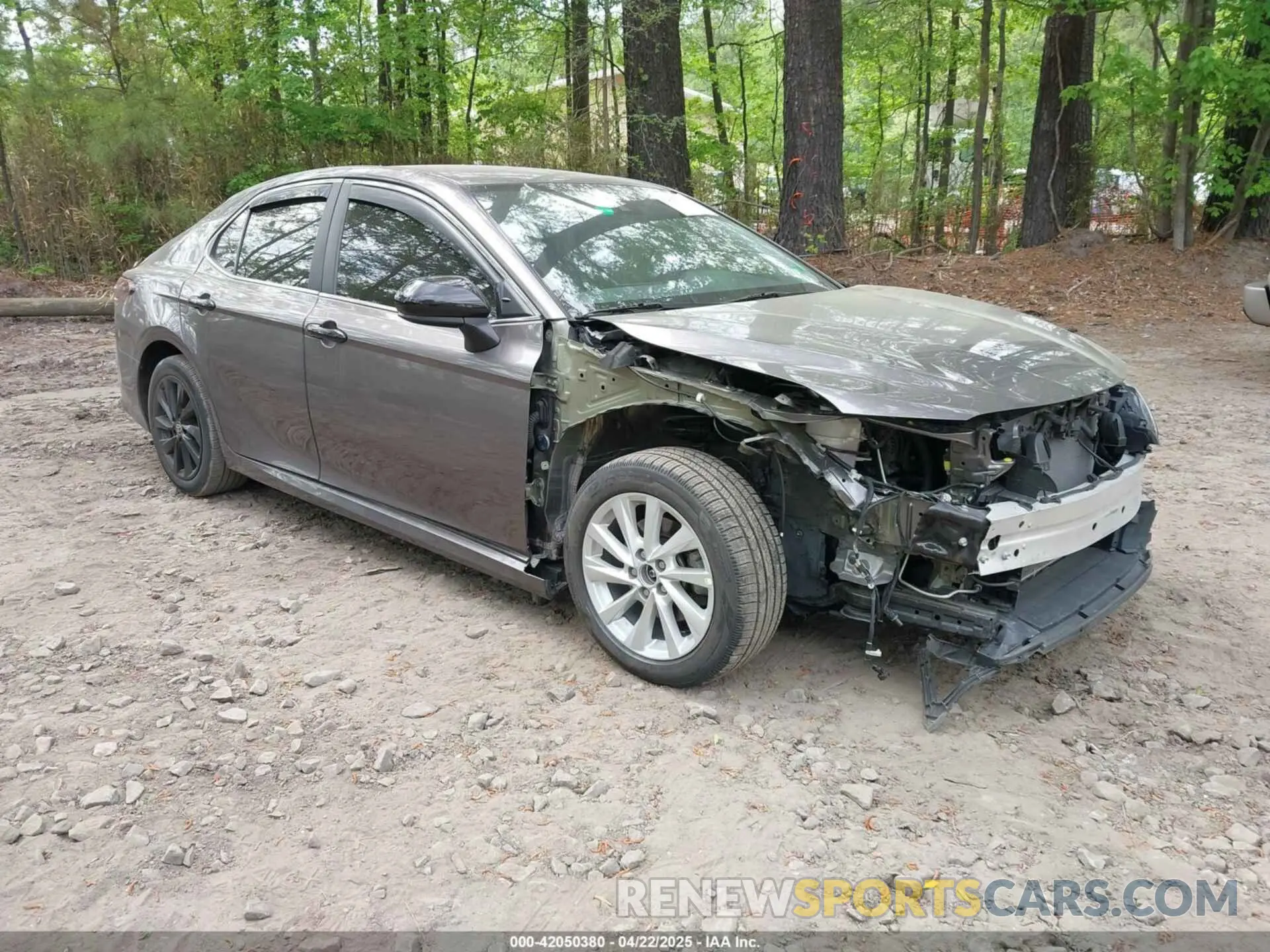 1 Photograph of a damaged car 4T1C11AK7MU616529 TOYOTA CAMRY 2021