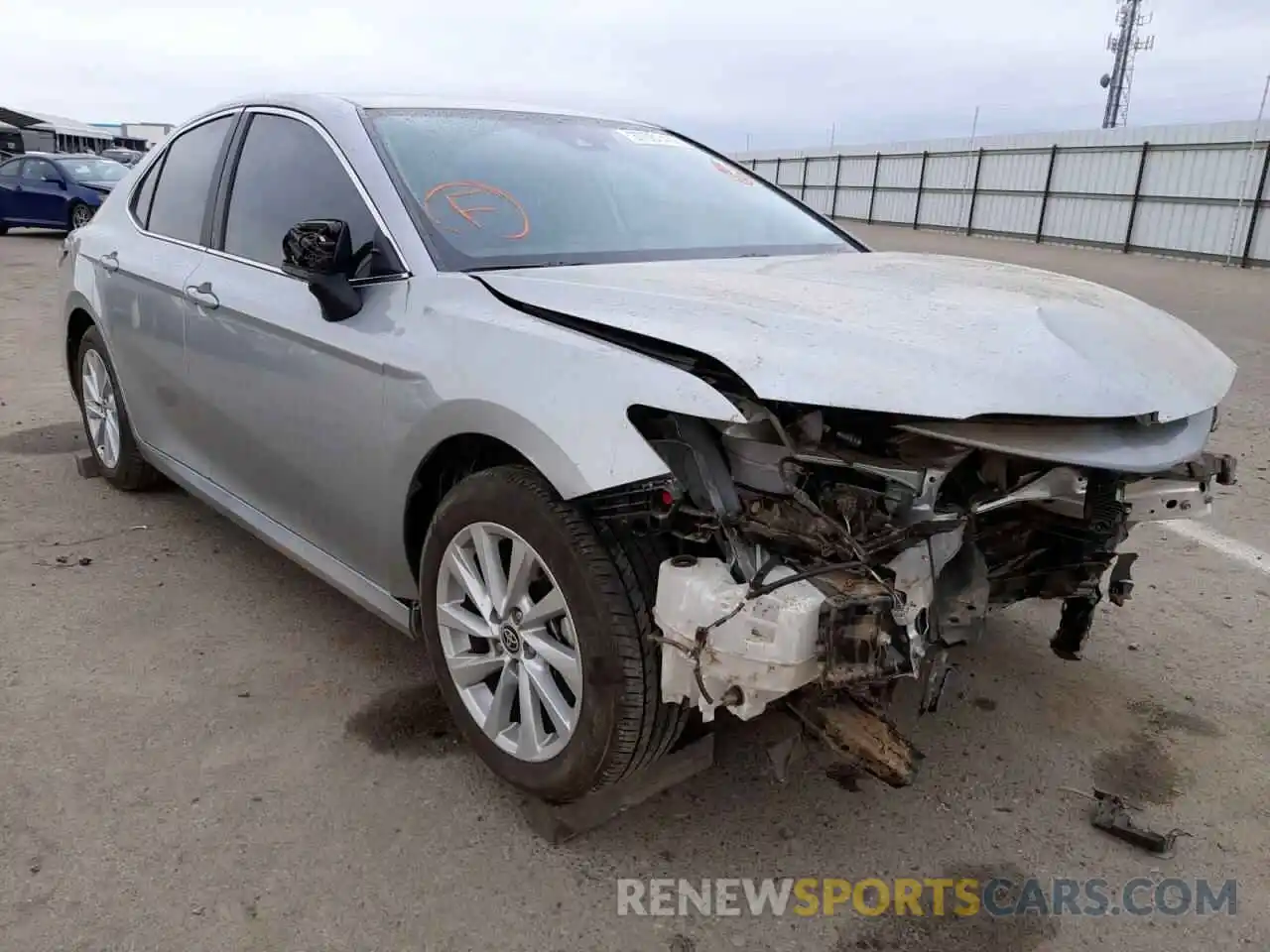 1 Photograph of a damaged car 4T1C11AK8MU419109 TOYOTA CAMRY 2021