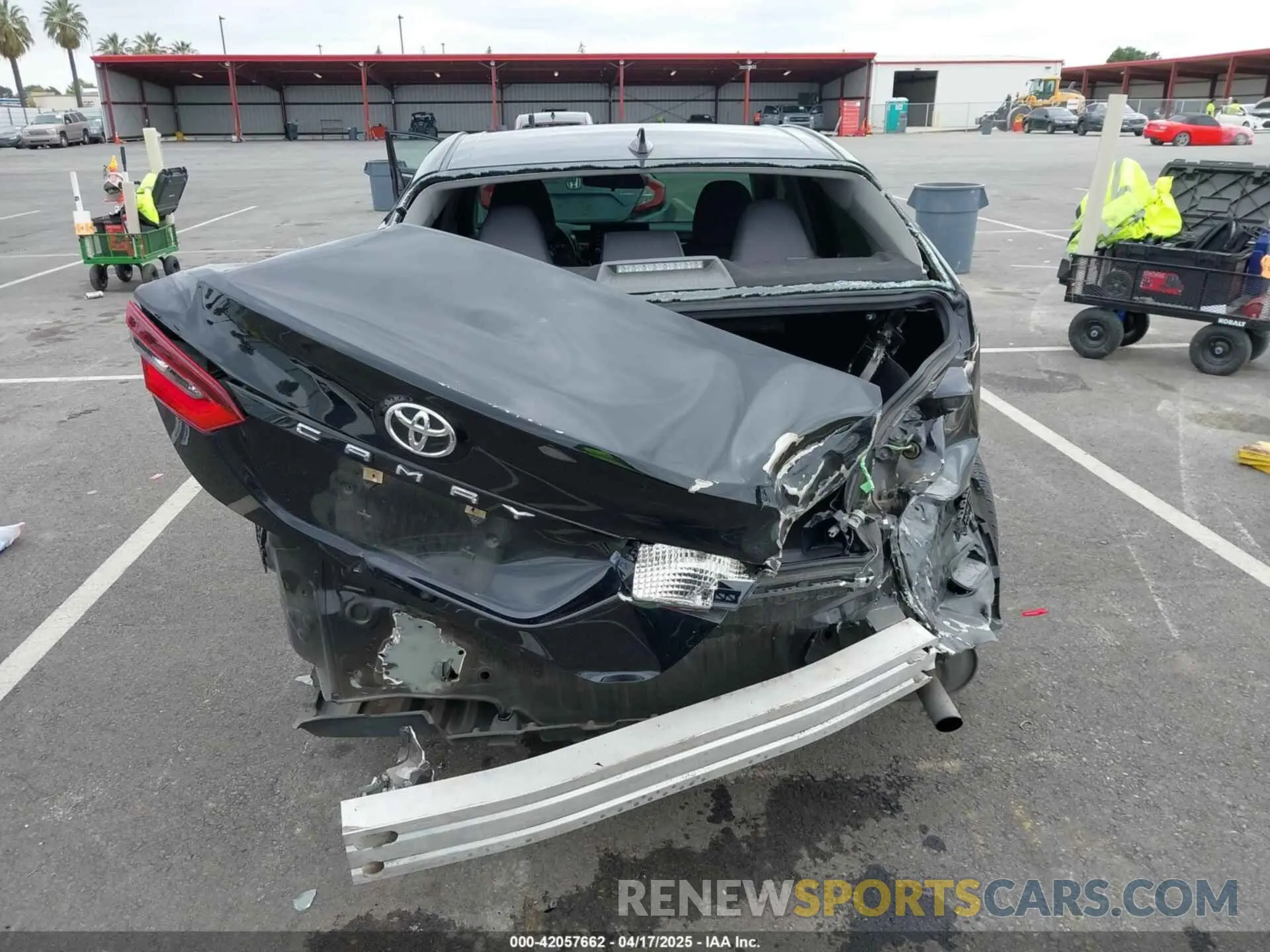 16 Photograph of a damaged car 4T1C11AK8MU421894 TOYOTA CAMRY 2021