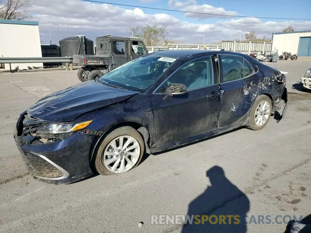 1 Photograph of a damaged car 4T1C11AK8MU456774 TOYOTA CAMRY 2021