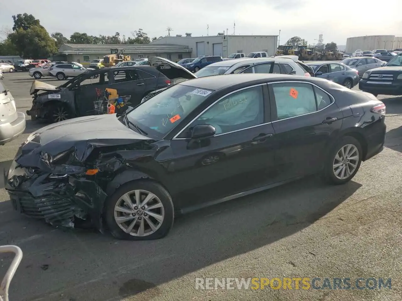 1 Photograph of a damaged car 4T1C11AK8MU524376 TOYOTA CAMRY 2021