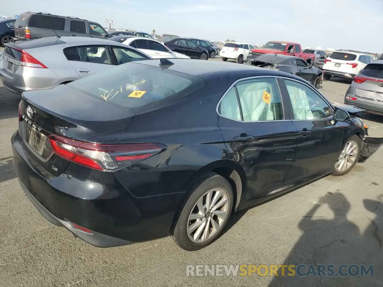 3 Photograph of a damaged car 4T1C11AK8MU524376 TOYOTA CAMRY 2021