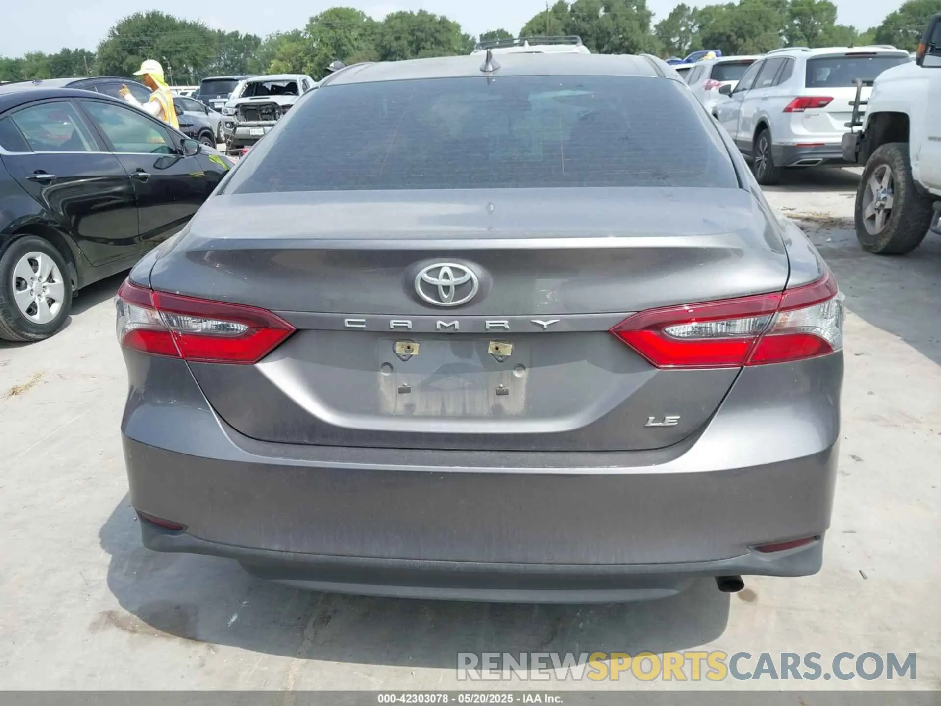 15 Photograph of a damaged car 4T1C11AK8MU545325 TOYOTA CAMRY 2021