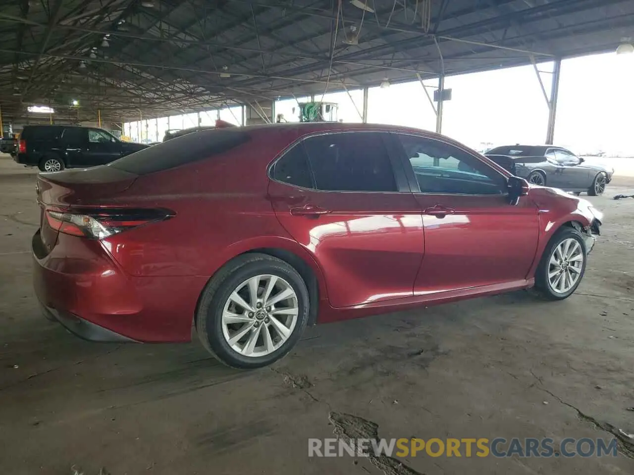 3 Photograph of a damaged car 4T1C11AK8MU552632 TOYOTA CAMRY 2021