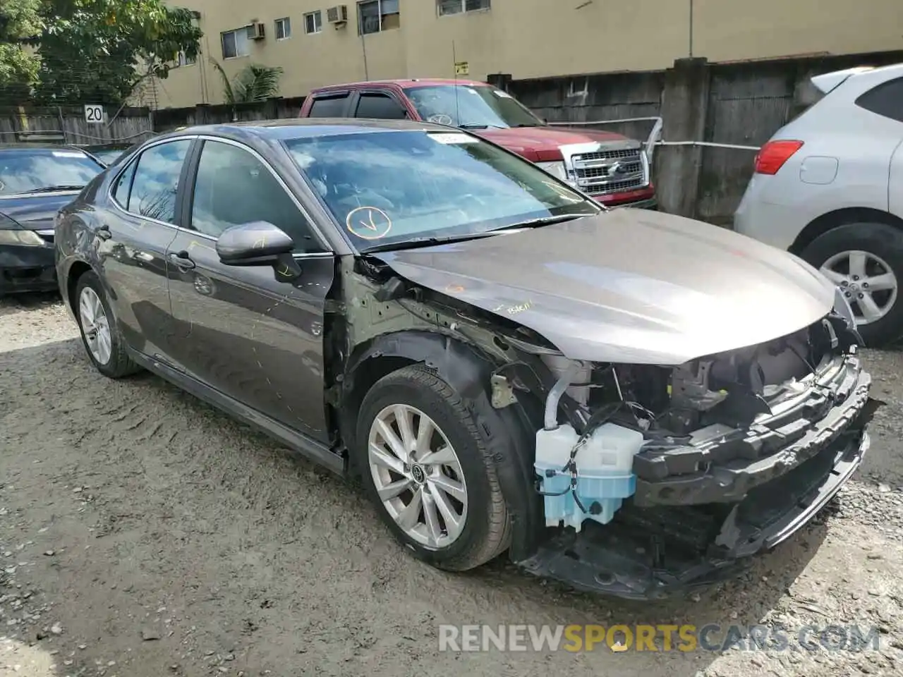 4 Photograph of a damaged car 4T1C11AK8MU561024 TOYOTA CAMRY 2021