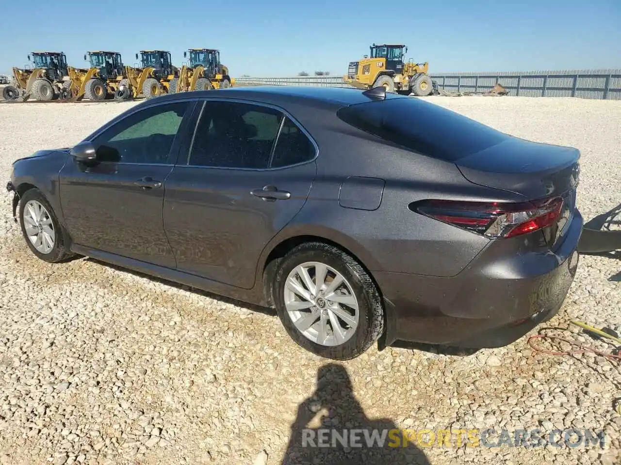 2 Photograph of a damaged car 4T1C11AK8MU568216 TOYOTA CAMRY 2021