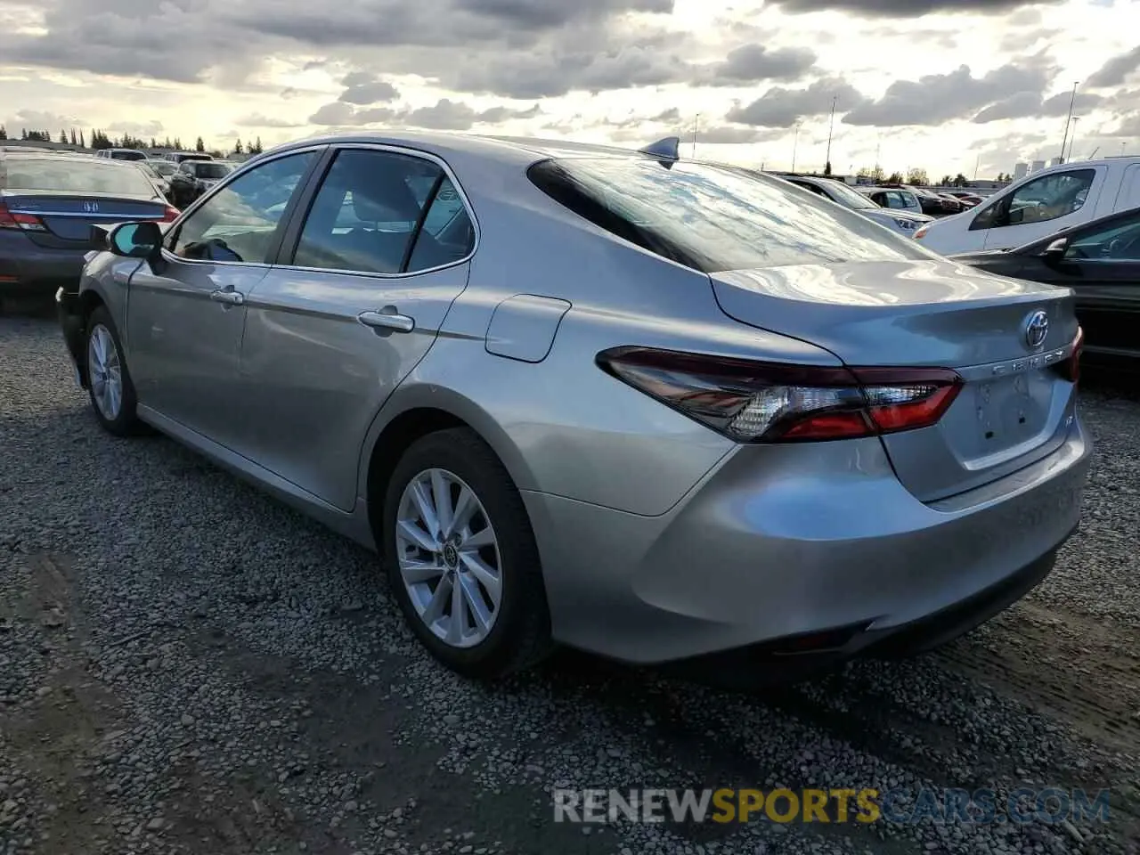 2 Photograph of a damaged car 4T1C11AK8MU605815 TOYOTA CAMRY 2021