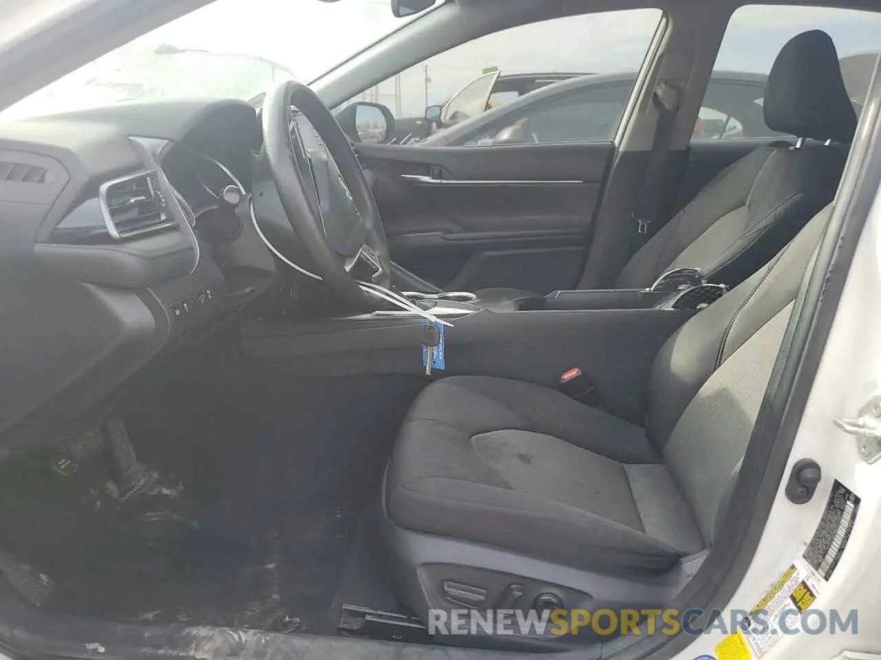 7 Photograph of a damaged car 4T1C11AK9MU457206 TOYOTA CAMRY 2021