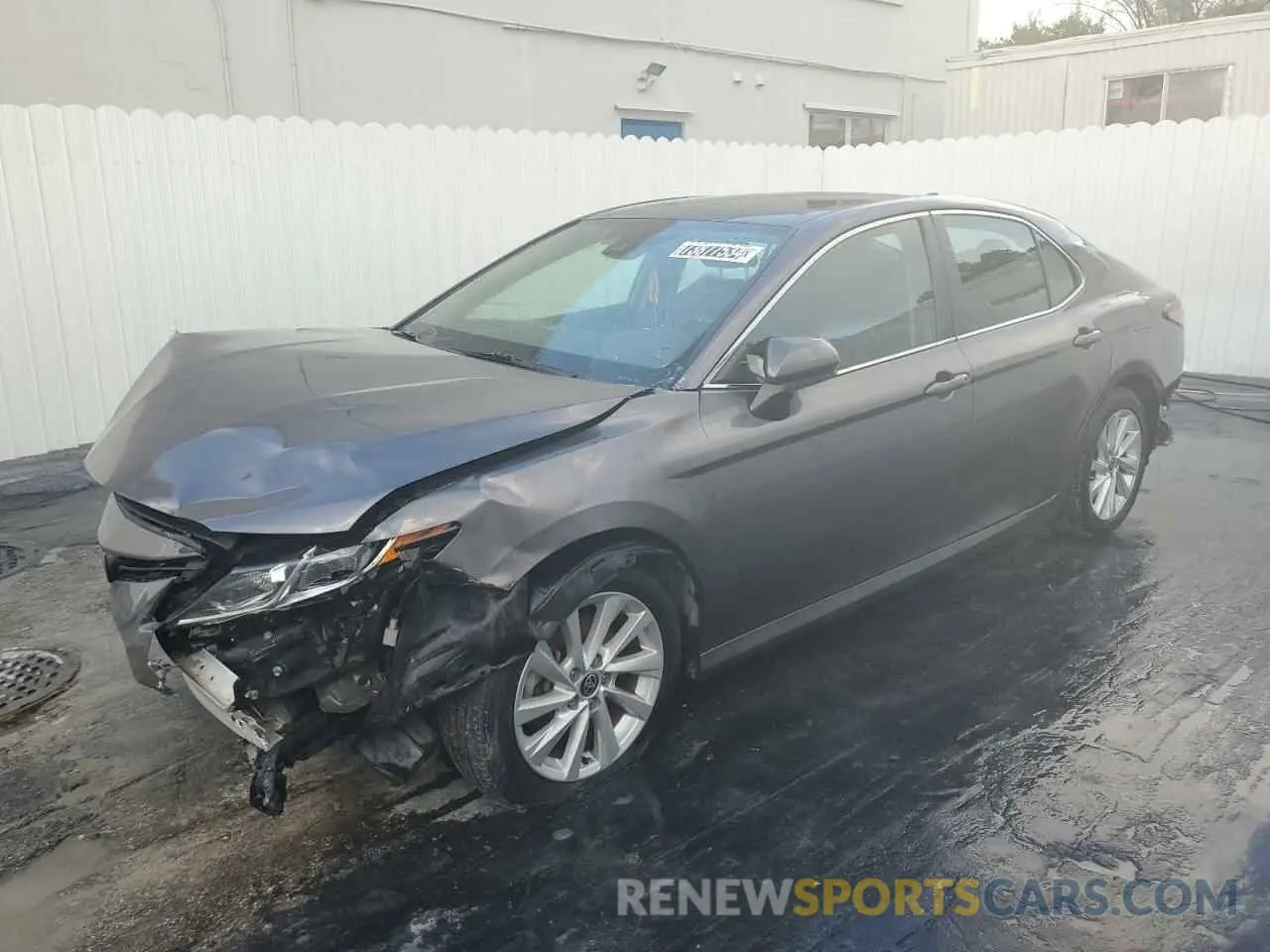 1 Photograph of a damaged car 4T1C11AK9MU459876 TOYOTA CAMRY 2021