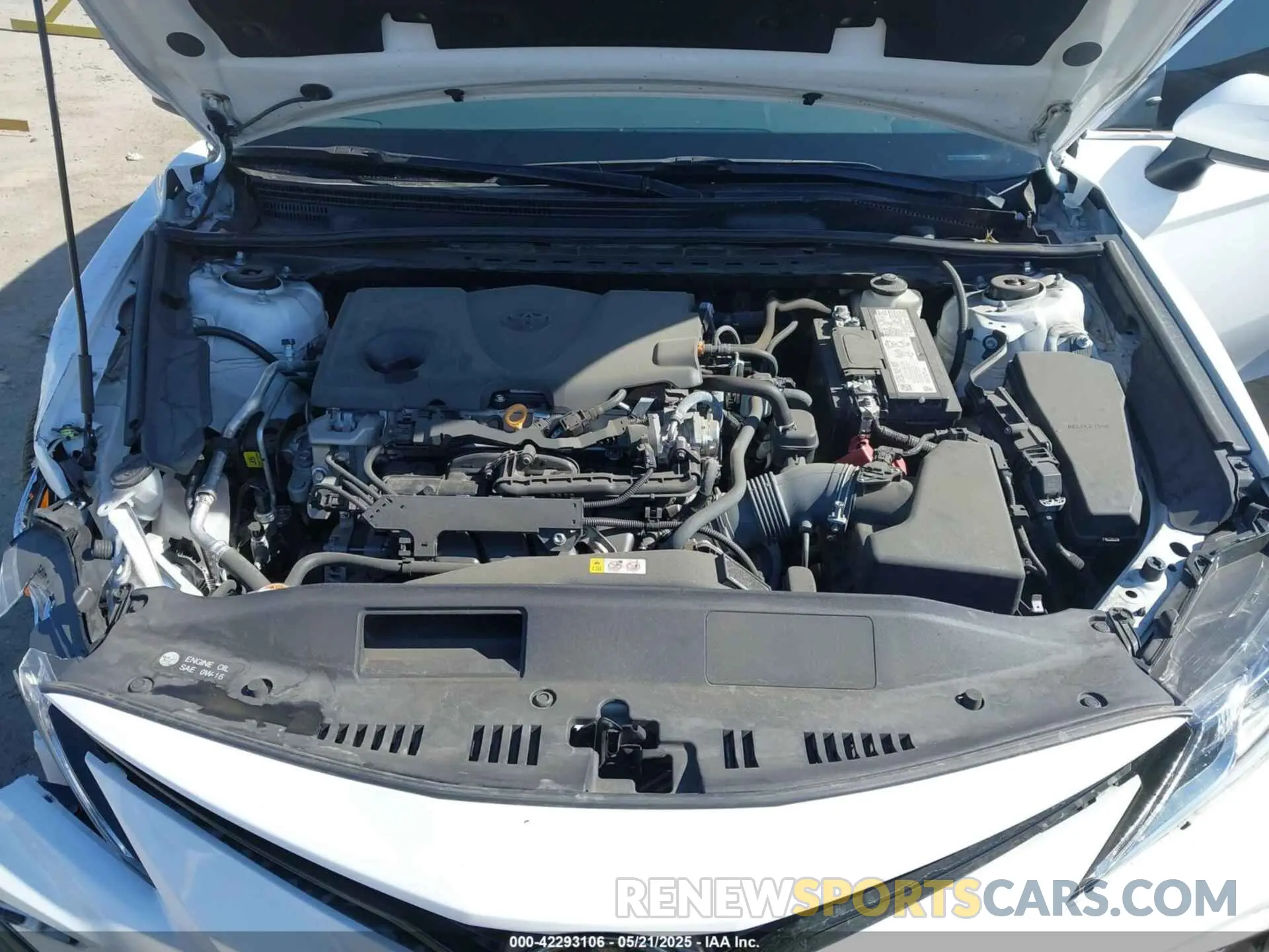 10 Photograph of a damaged car 4T1C11AK9MU527206 TOYOTA CAMRY 2021