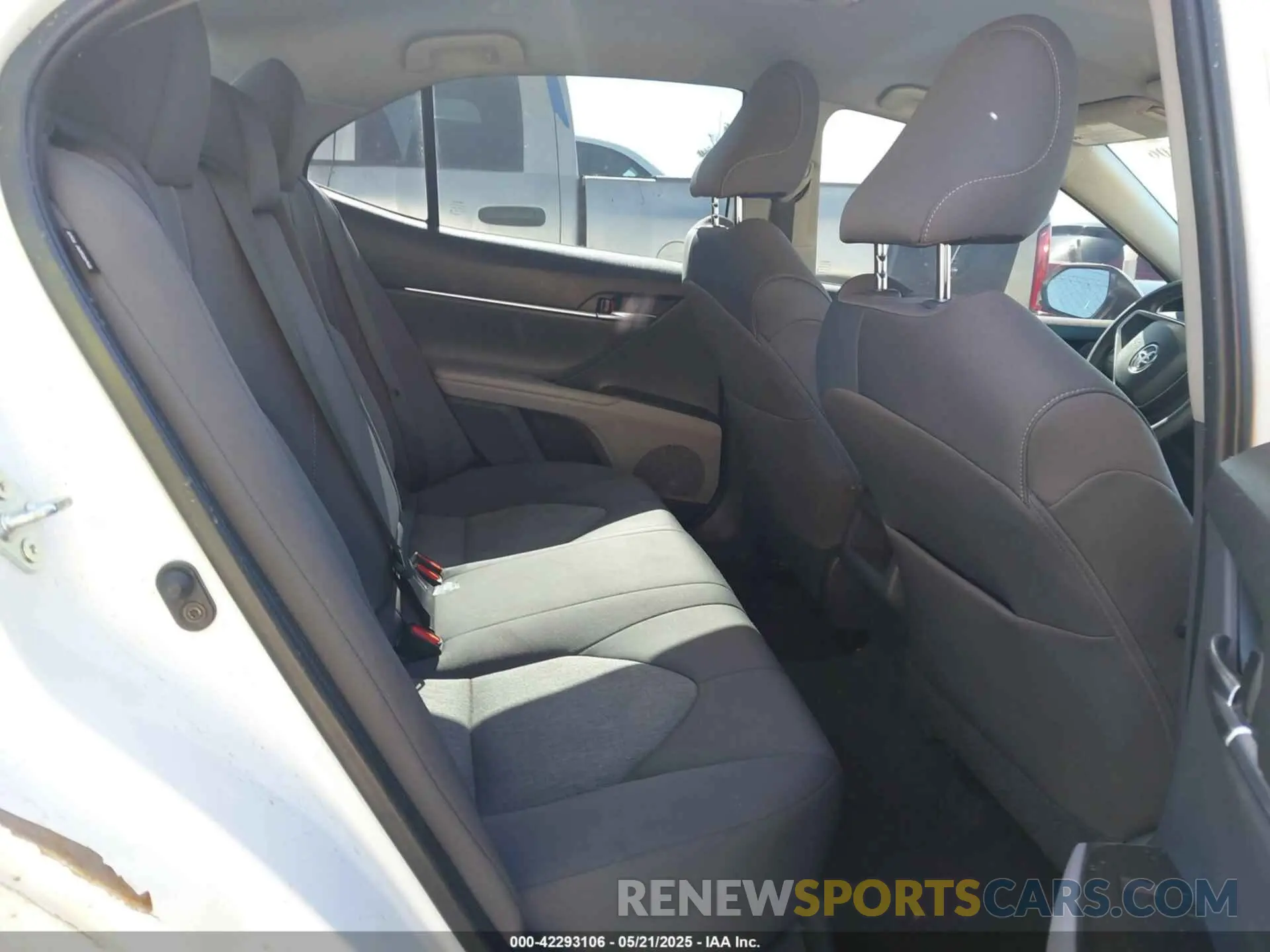 8 Photograph of a damaged car 4T1C11AK9MU527206 TOYOTA CAMRY 2021