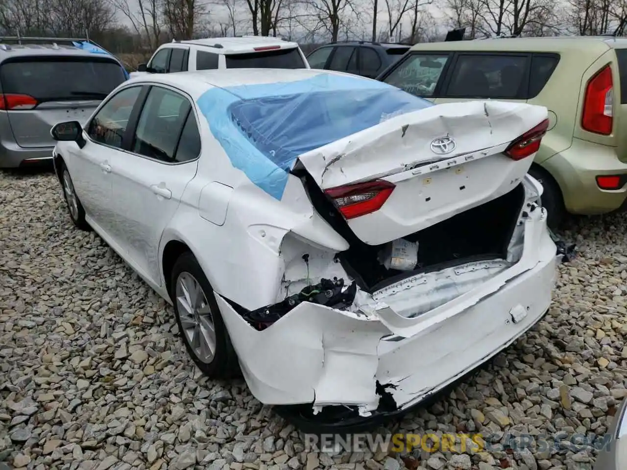 3 Photograph of a damaged car 4T1C11AK9MU528243 TOYOTA CAMRY 2021