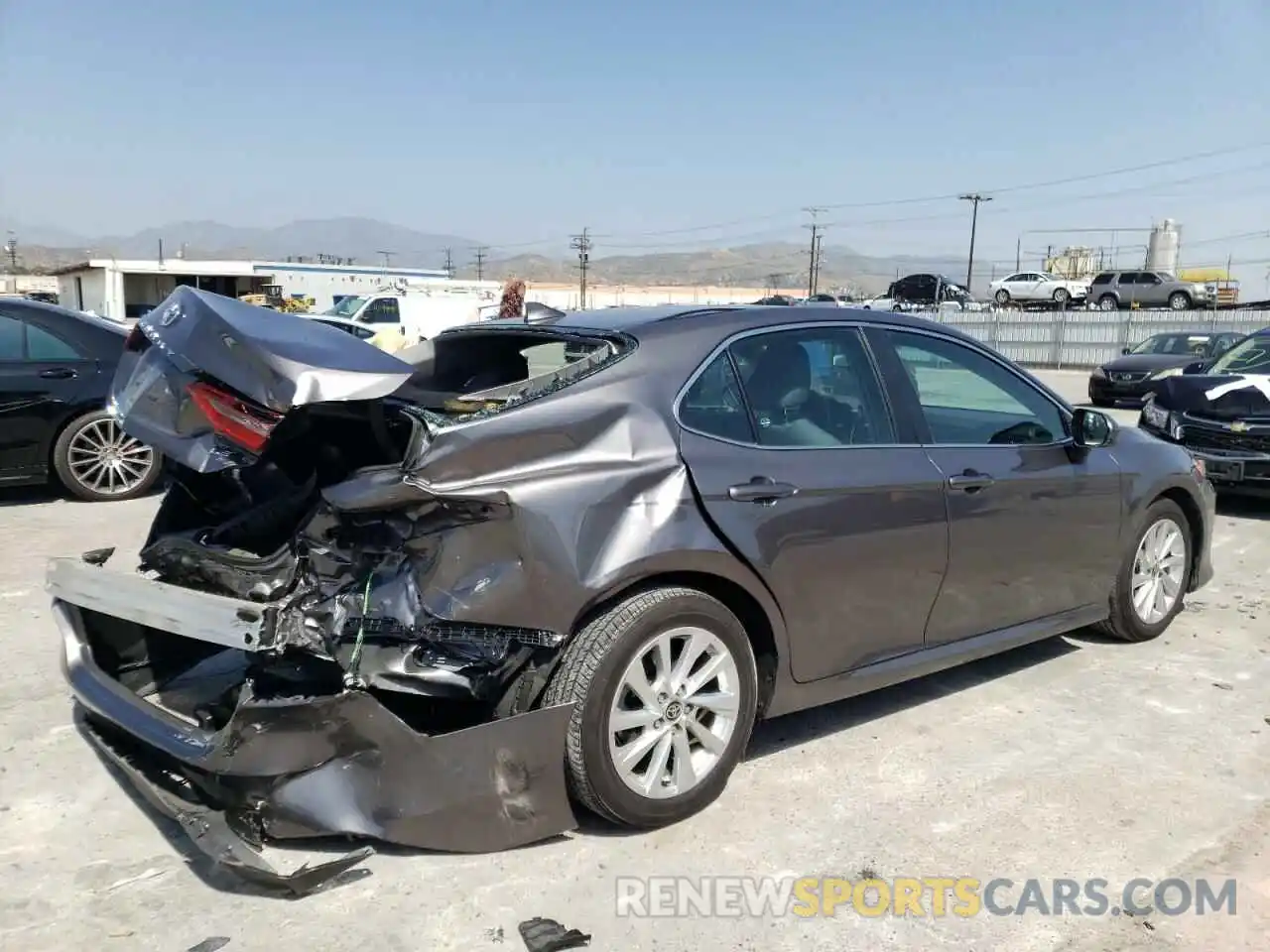 4 Photograph of a damaged car 4T1C11AK9MU540635 TOYOTA CAMRY 2021