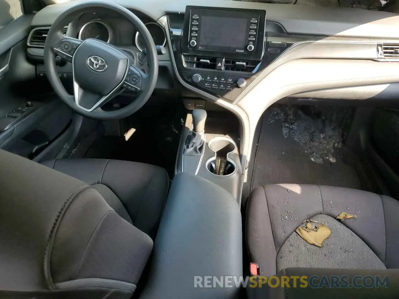 8 Photograph of a damaged car 4T1C11AK9MU553336 TOYOTA CAMRY 2021