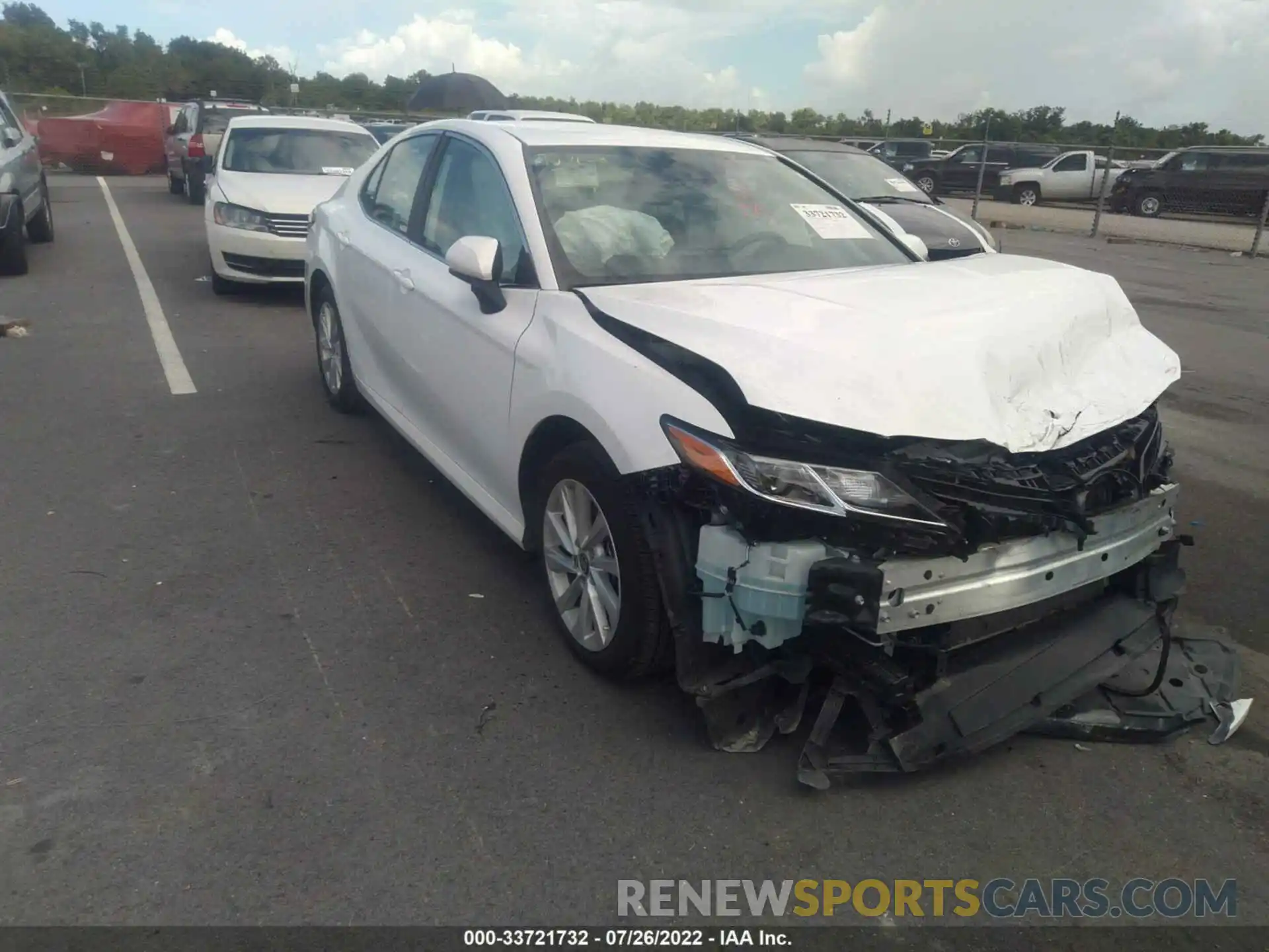 1 Photograph of a damaged car 4T1C11AK9MU574817 TOYOTA CAMRY 2021