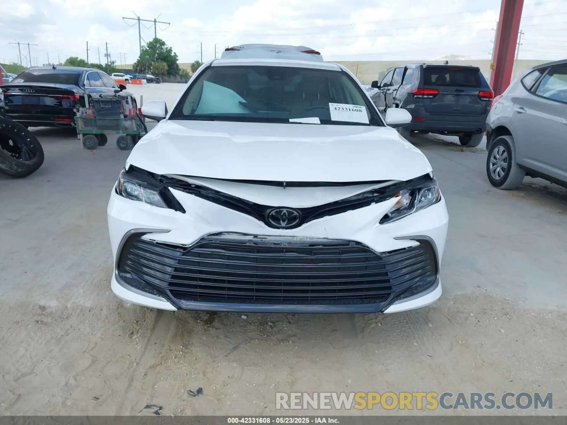 6 Photograph of a damaged car 4T1C11AK9MU584845 TOYOTA CAMRY 2021