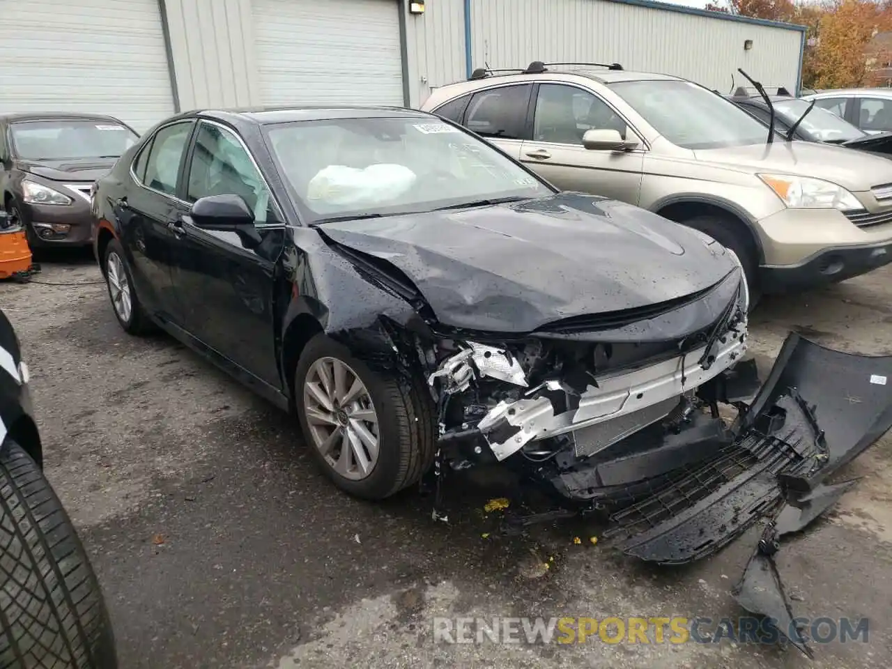 1 Photograph of a damaged car 4T1C11AK9MU613339 TOYOTA CAMRY 2021