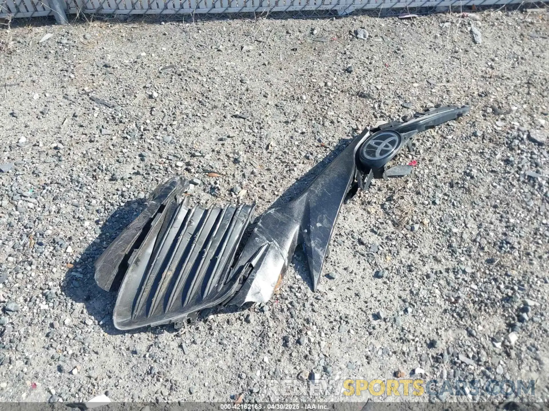 12 Photograph of a damaged car 4T1C11AKXMU408676 TOYOTA CAMRY 2021