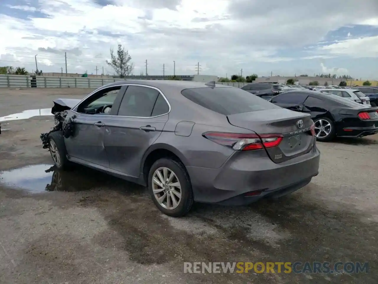 3 Photograph of a damaged car 4T1C11AKXMU412291 TOYOTA CAMRY 2021